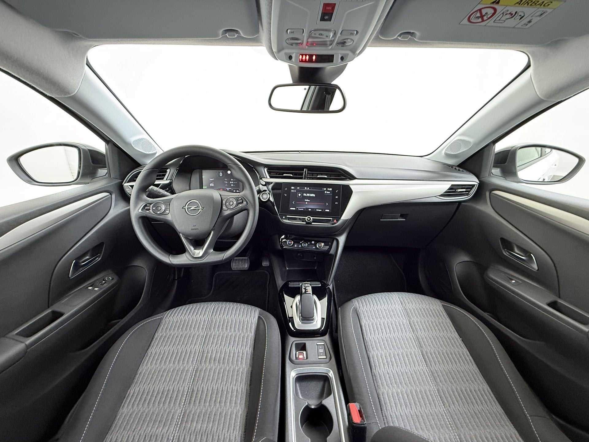 Opel CORSA-E 5Drs 136PK Automaat Warmtepomp Apple Carplay An, Auto's, Gebruikt, Zwart, 24 min, Wit