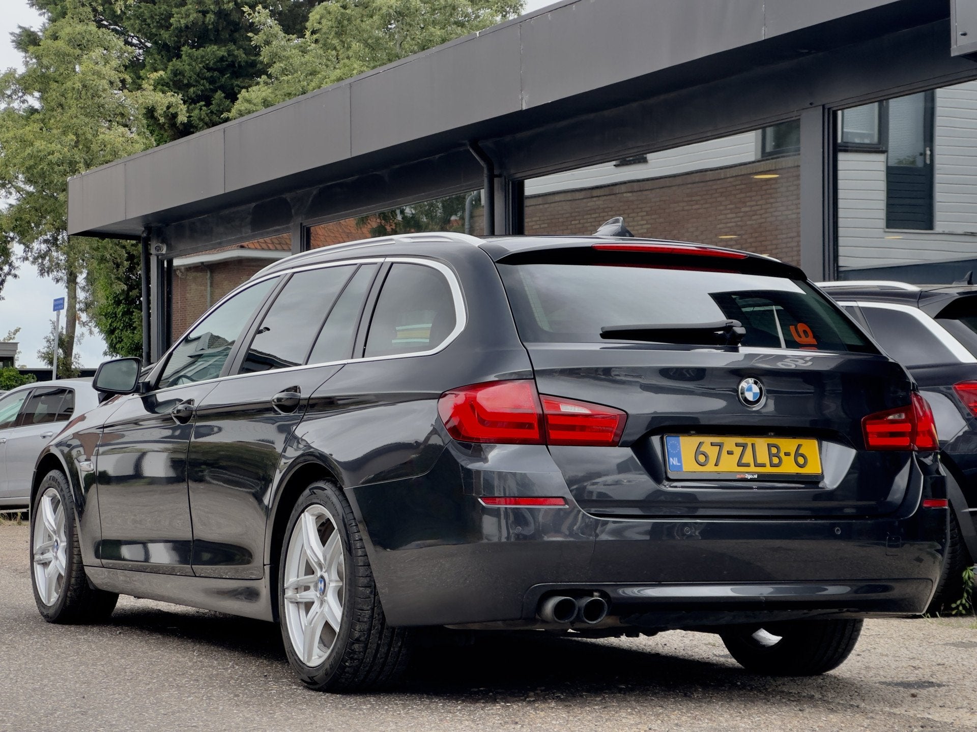 BMW 5 Serie Touring 528i AUT8 HIGH EXECUTIVE SPORTLEDER NAVI, Auto's, BMW, Automaat, Euro 5, Gebruikt, Zwart
