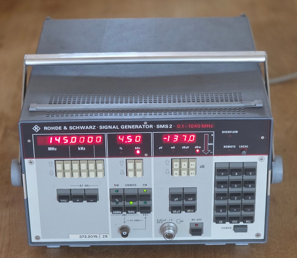 RF Generator R&S SMS2 0,1-1040 MHz DEFECT, Ophalen, Gebruikt, Overige meters