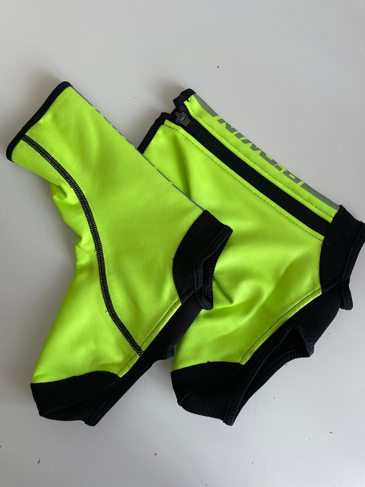 B'Twin Regen Overschoenen Fiets Maat L (39/41) Neon Geel, Fietsen en Brommers, Fietsaccessoires | Fietskleding, Heren, Schoenen