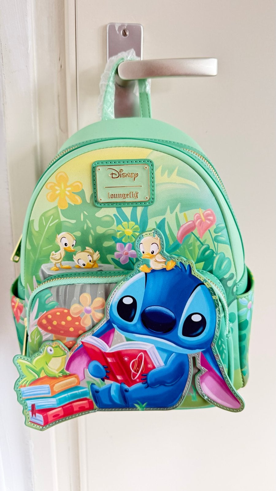 Nieuwe Disney Loungefly Stitch Rugzak - Jungle Avontuur, Sieraden, Tassen en Uiterlijk, Ophalen, Minder dan 30 cm, Disney of Dora