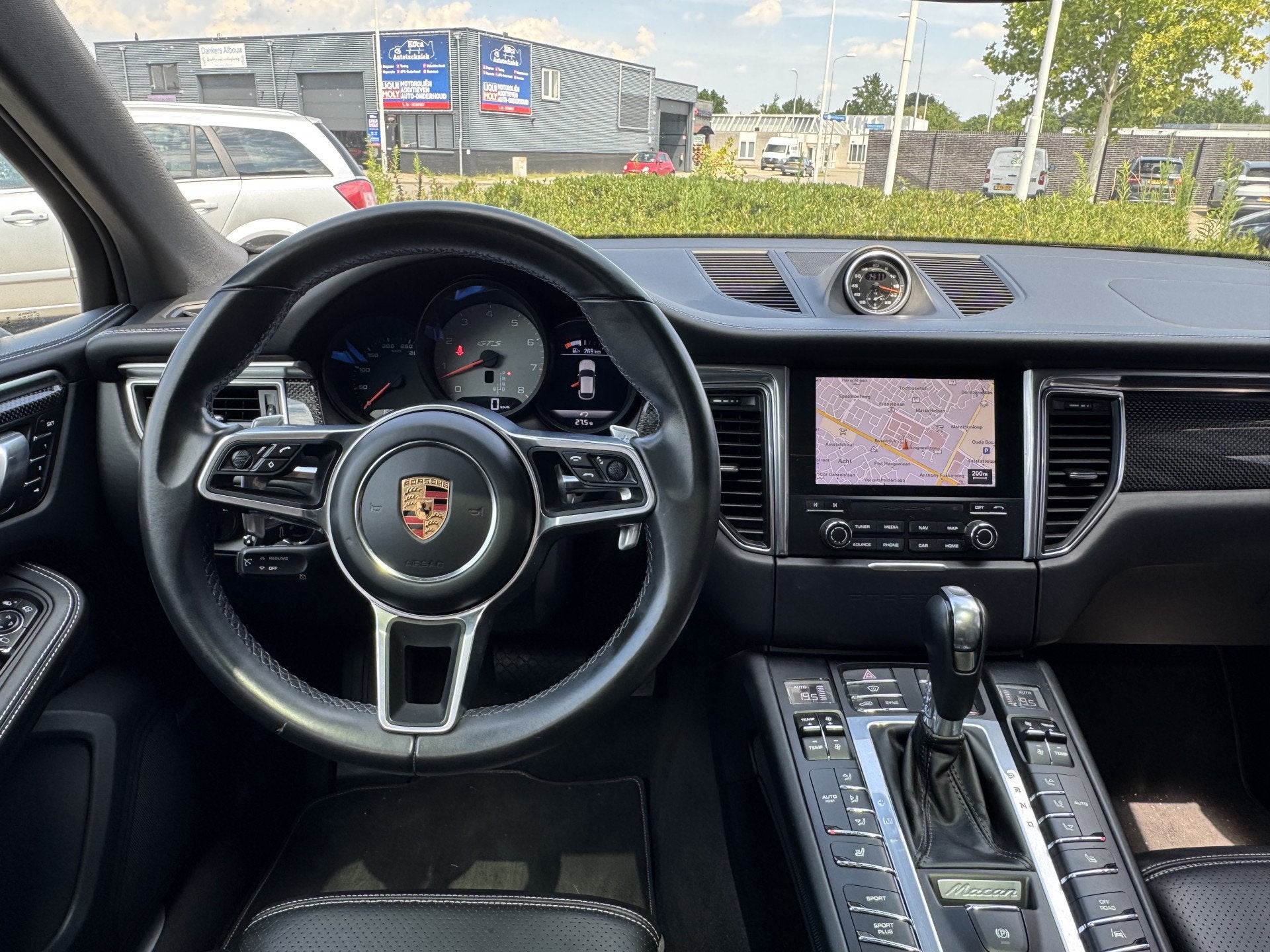 Foto 16 van Porsche Macan 3.0 GTS 361pk PDK Full Options zeer nette staa