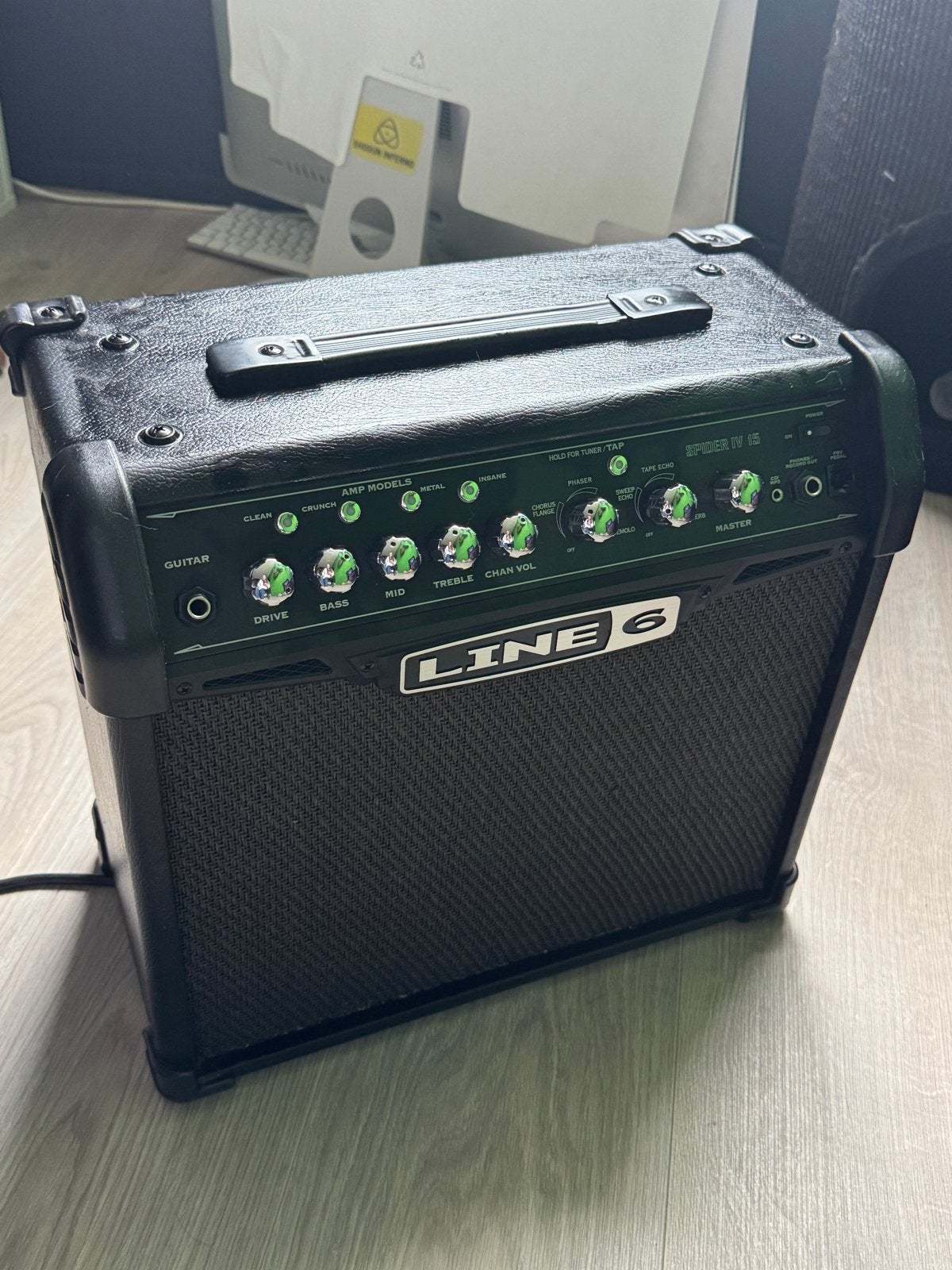 Line 6 Spider IV 15 Gitaarversterker - 15 Watt, Ophalen, Gebruikt, Gitaar, Minder dan 50 watt