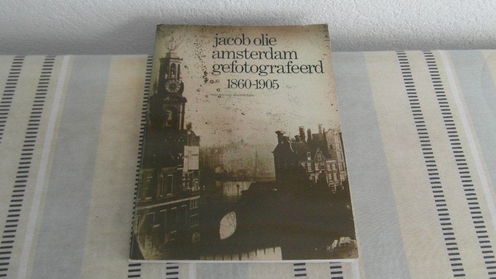 JACOB OLIE en Amsterdam prentenboek met foto, Boeken, Ophalen of Verzenden, Gelezen, Fotografen