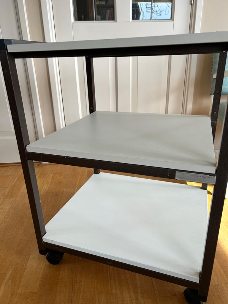 Verrijdbaar rek met 2 planken, Ophalen, Gebruikt