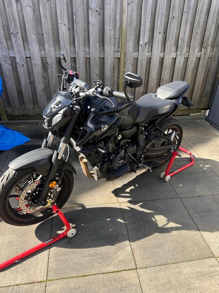 Yamaha MT-07 A2 (35kW) 2022 - Nieuwstaat met vele opties, Motoren, Motoren | Yamaha, Sportuitlaat, Occasion, Particulier, Minimaal motorrijbewijs A2