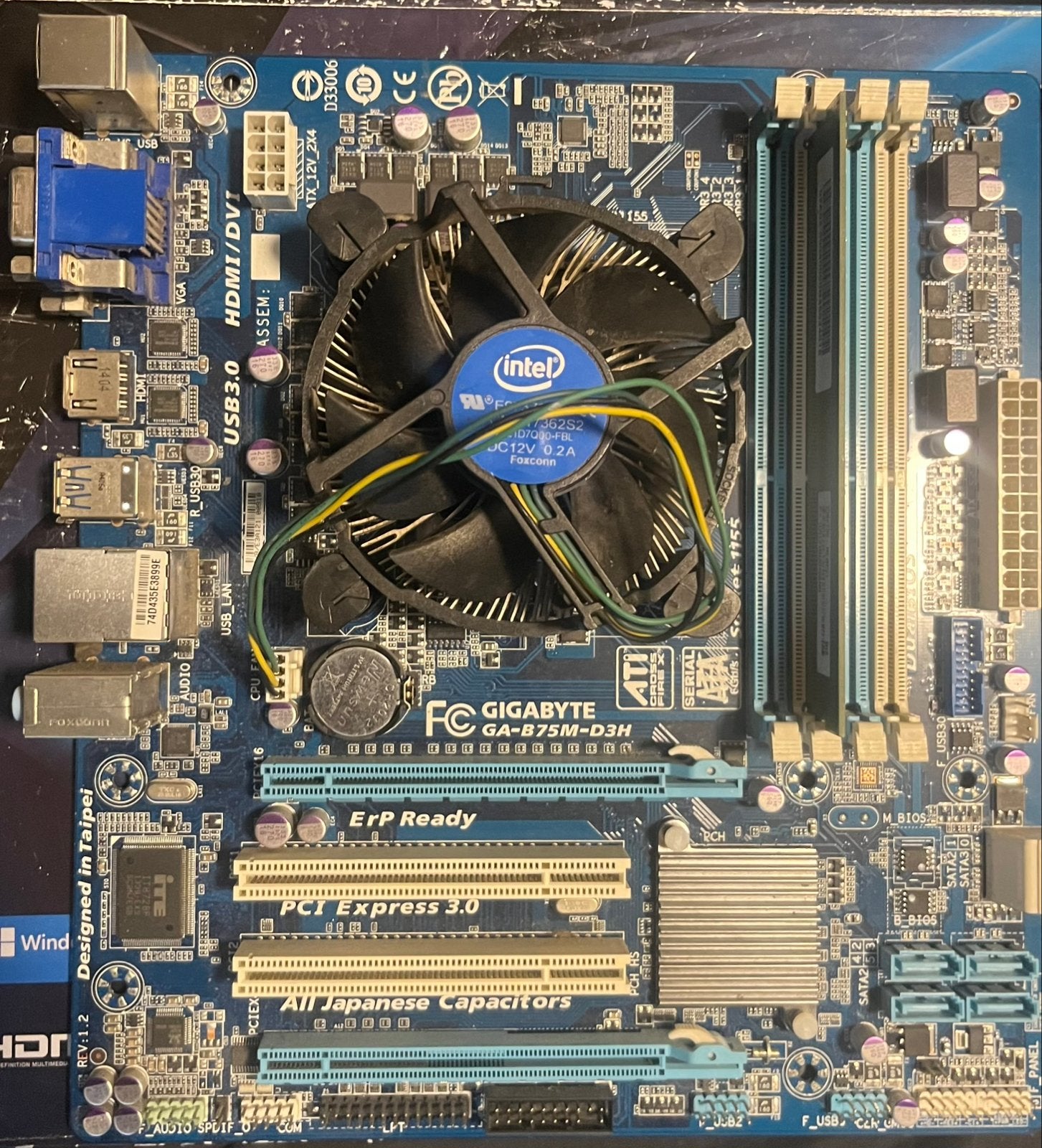 Gigabyte GA-B75M-D3H + Celeron G1610T + 2GB Ram, Computers en Software, Gebruikt, MATX, DDR3, Ophalen of Verzenden