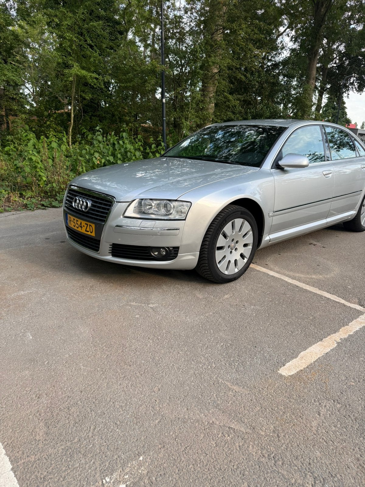 Audi A8 3.2 FSI 191KW Quattro AUT 2006 Grijs, Auto's, Automaat, 1760 kg, Vierwielaandrijving, Particulier