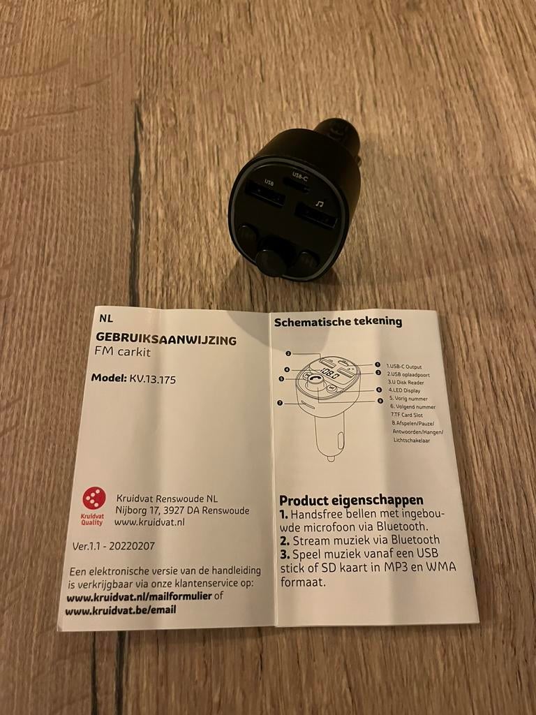 FM carkit, Bluetooth transmitter, USB adapter, Ophalen of Verzenden, Zo goed als nieuw