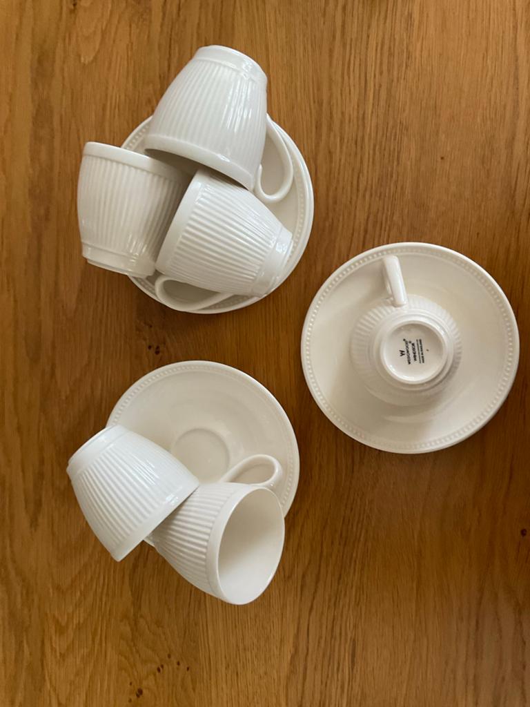 Wedgwood Windsor Rilievo Espresso Kopjes en Schotels, Verzamelen, Ophalen, Zo goed als nieuw, Porselein, Kop en/of schotel