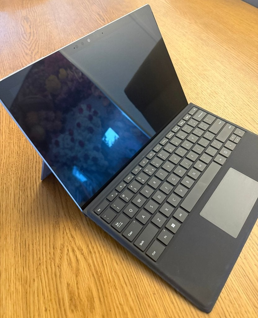 Microsoft Surface Pro 7+, 256 GB, 2 tot 3 Ghz, Qwerty, 8 GB