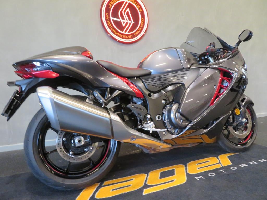 Suzuki HAYABUSA GSX 1300 R NIEUWSTAAT! (bj 2024), Motoren, Motoren | Suzuki, 1340 cc, Bedrijf, Super Sport