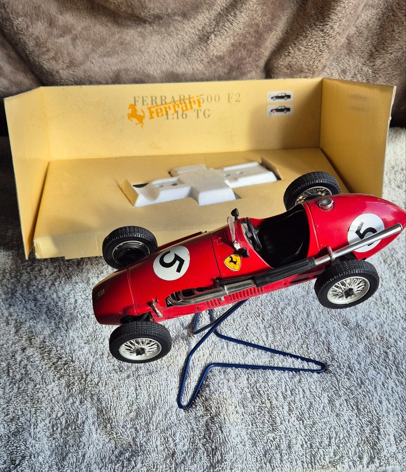 Ferrari 500 F2  tg 1:16 met doos, Ophalen of Verzenden, Zo goed als nieuw, Auto