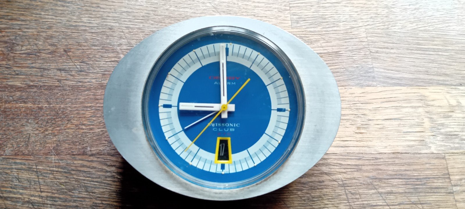 Derby Swissonic 70s Alarm Club 270 Klokje met wekker ,datum, Verzamelen, Ophalen of Verzenden, Huis en Inrichting