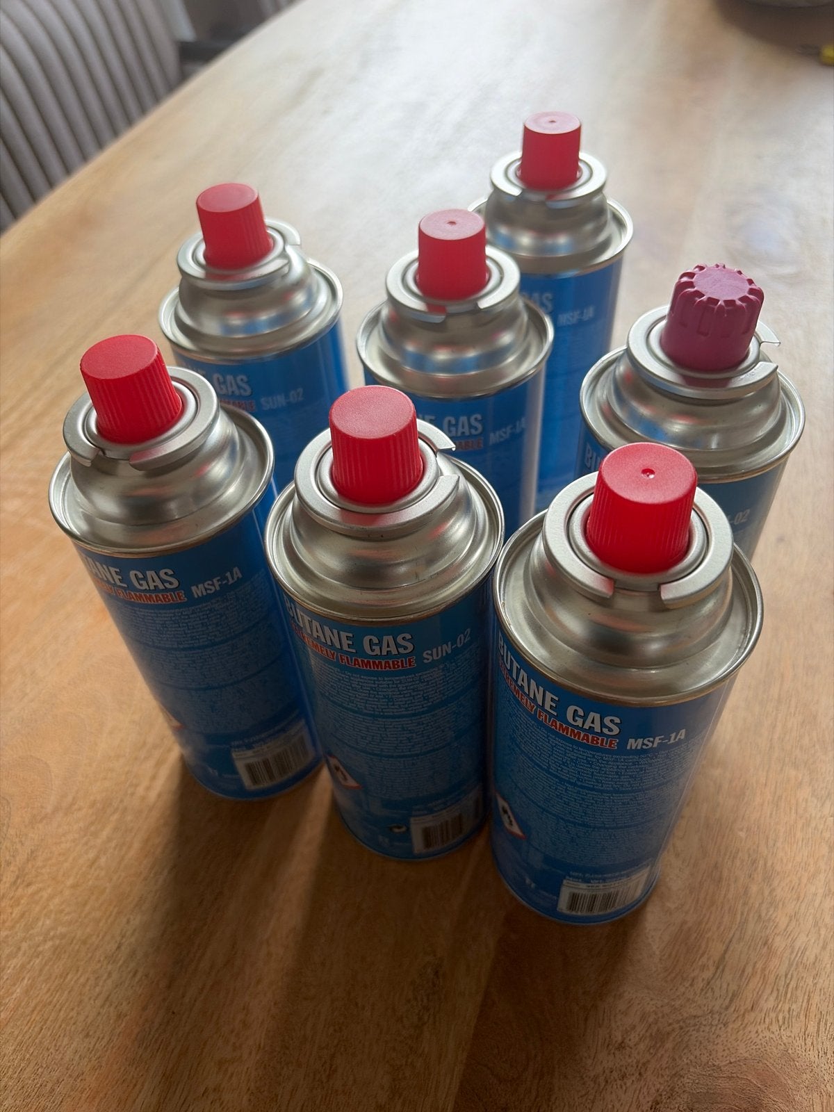 7 Butaan Gasflessen 227g - Ideaal voor Camping/Koken, Ophalen, Nieuw