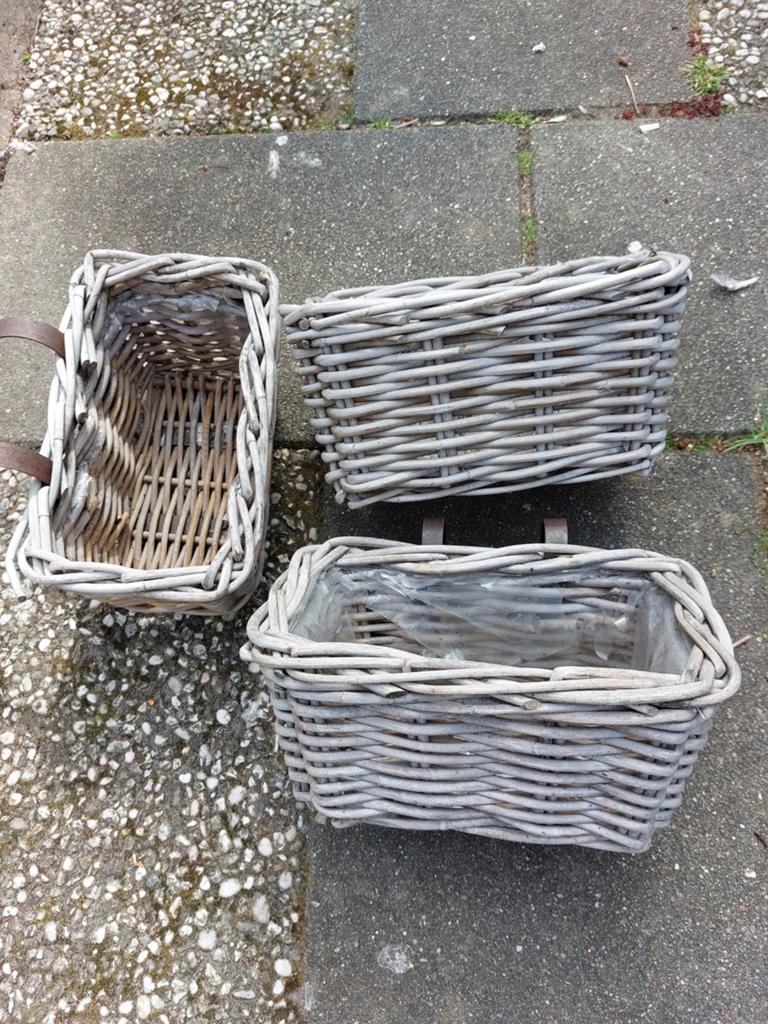 3 x planten hangers, Ophalen of Verzenden, Rond, Minder dan 30 cm