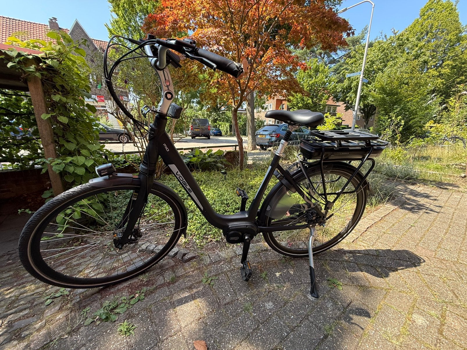 Nette E-bike Vogue Mio 1 jaar oud nog geen 450km op teller, Fietsen en Brommers, Elektrische fietsen, Zo goed als nieuw, 51 tot 55 cm