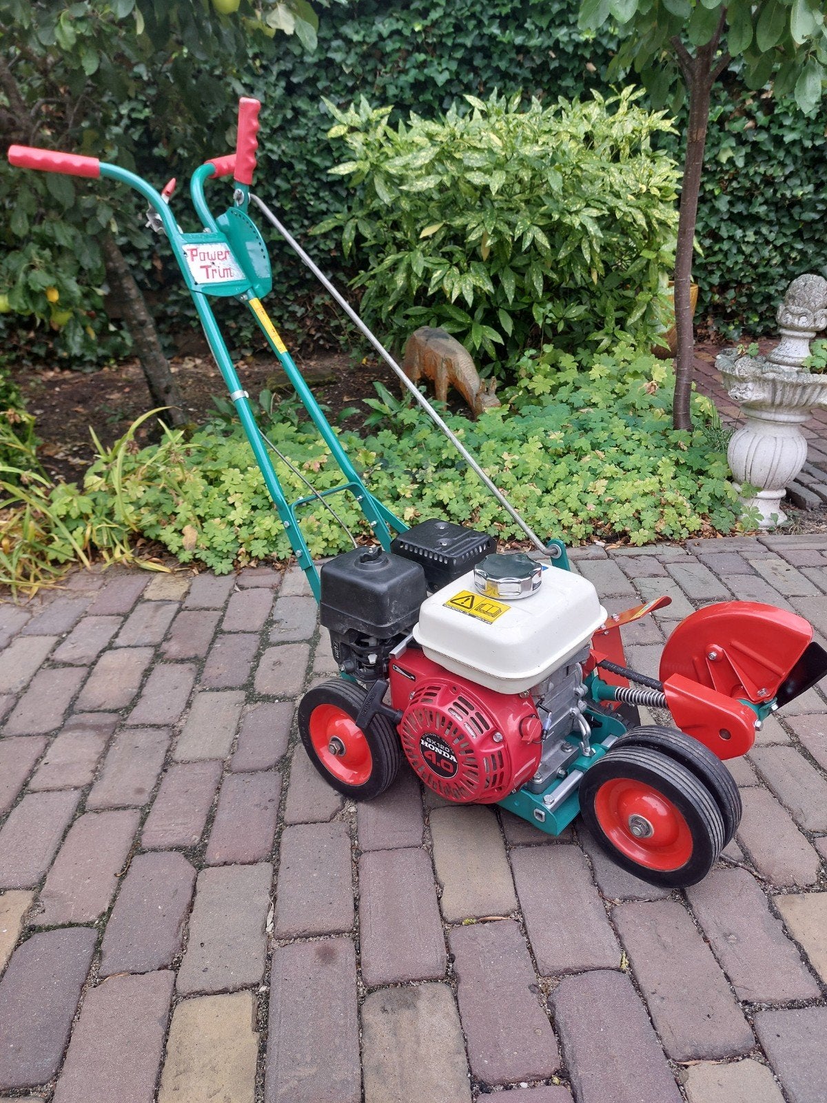 Power Trim graskantensnijder, Tuin en Terras, Grastrimmers, Ophalen of Verzenden, Zo goed als nieuw, Benzine