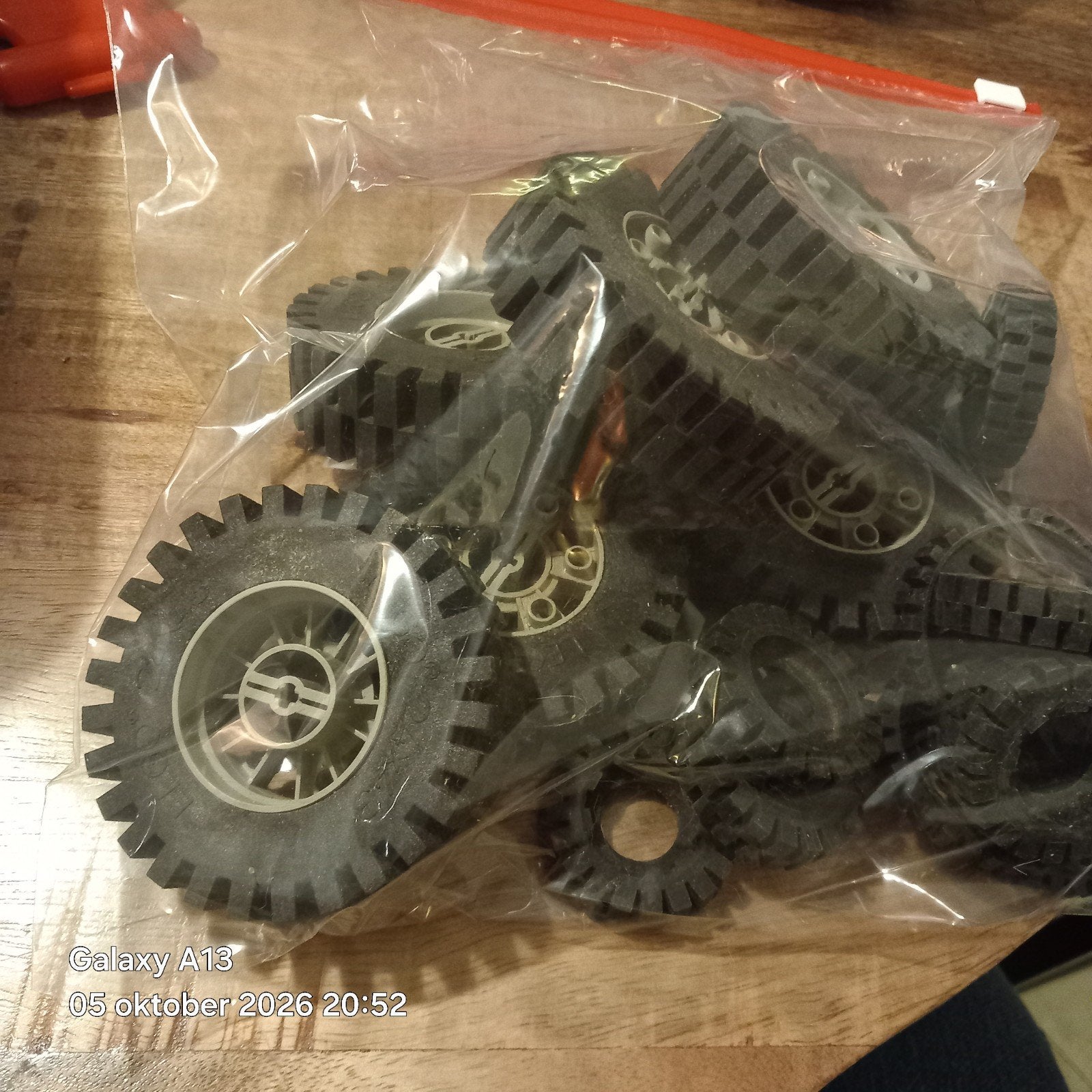 Zak met diverse LEGO wielen, inclusief 6x 24x43 wielen, Ophalen of Verzenden, Gebruikt, Overige merken