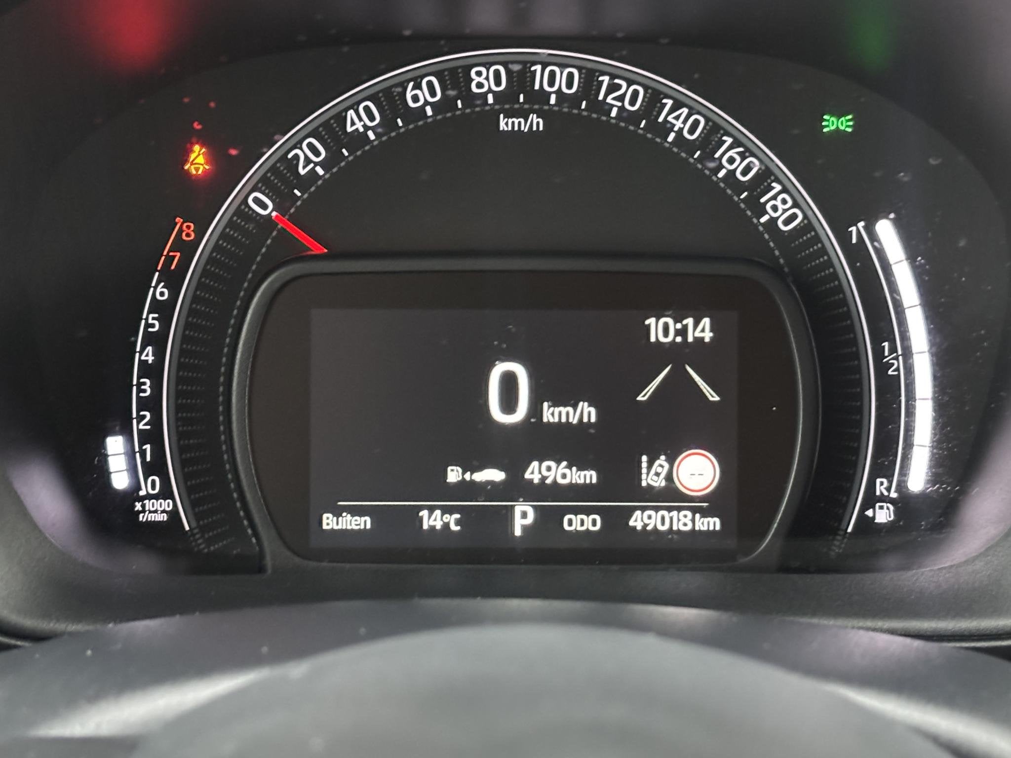 Toyota Aygo X 1.0 VVT-i S-CVT Play Apple CarPlay/Android Aut, Auto's, Toyota, Stof, Gebruikt, 4 stoelen, Wit