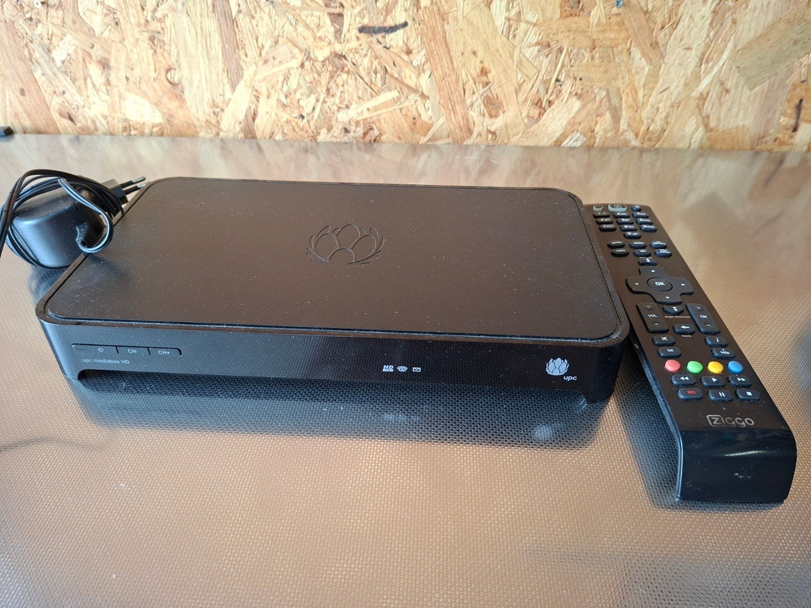 ZIGGO UPC Horizon mediabox met afstandsbediening, Ophalen, Gebruikt, Harddiskrecorder