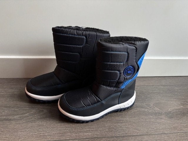 Snowboots maat 32 nooit gedragen (200620), Kinderen en Baby's, Ophalen, Jongen of Meisje, Nieuw, Laarzen