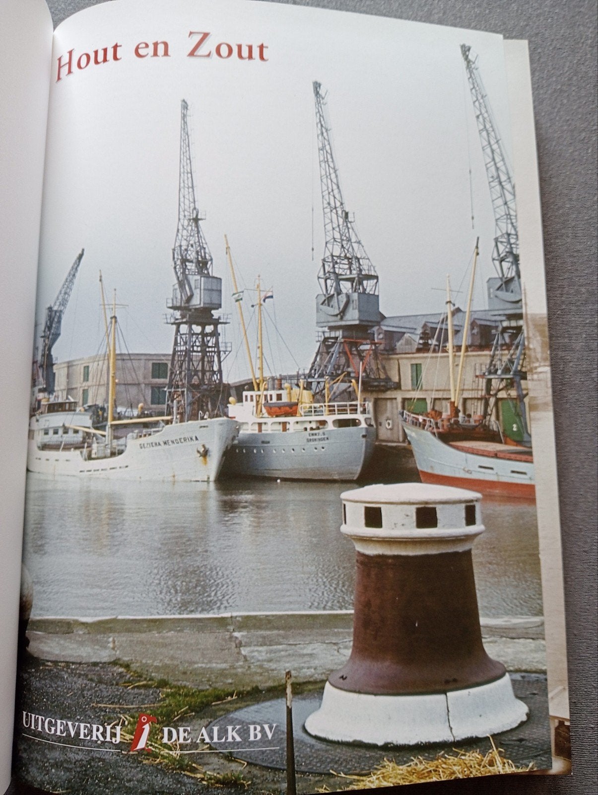 Hout en Zout: Het vrije leven op de kustvaart + artikel, ., Overige typen, Ophalen of Verzenden, .