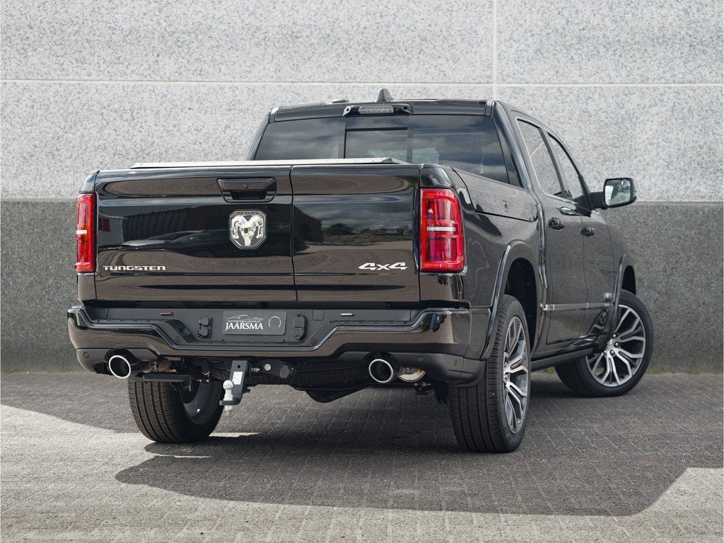 Dodge Ram 1500 Tungsten 540pk SST H-O CrewCab |BPM vrij! |Kl, Automaat, Zwart, 2993 cc, 24 maanden