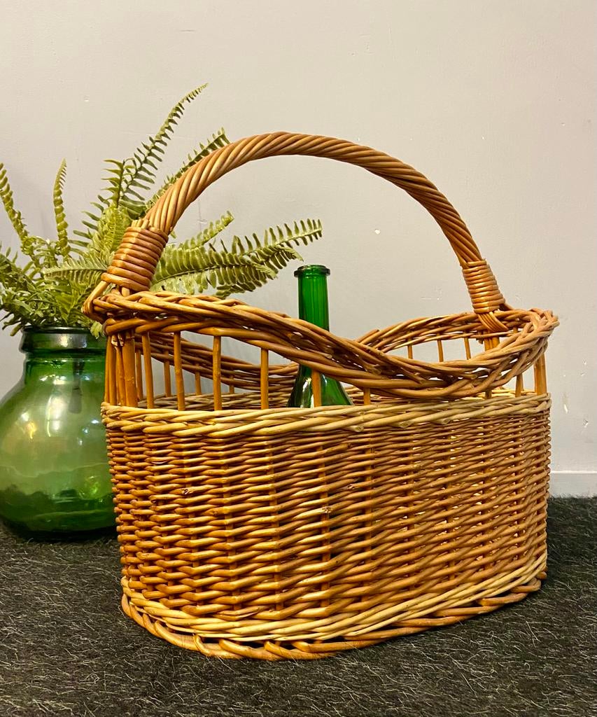 Mooie retro rotan mand boodschappenmand vintage jaren 70/80, Huis en Inrichting, Woonaccessoires | Schalen en Manden, Ophalen