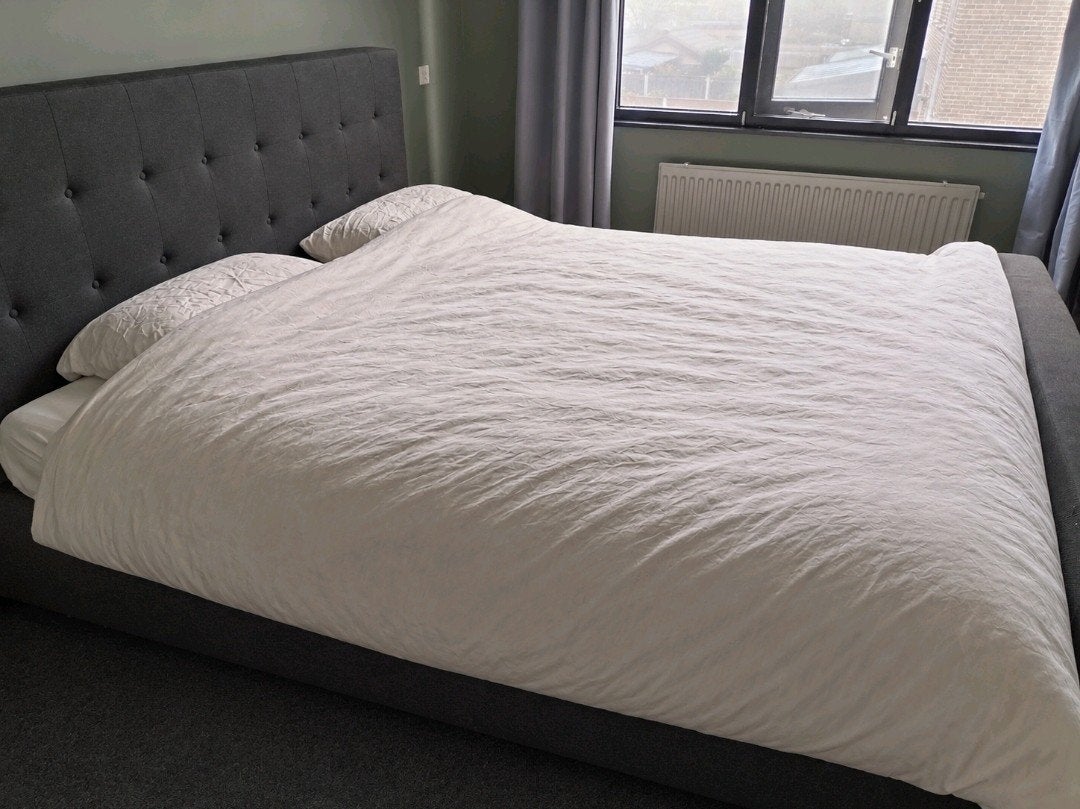 2x Beige dekbedovertrek maat 240 X 220 ( Lits jumeaux ) ., Lits-jumeaux, Beige, Dekbedovertrek, Ritssluiting