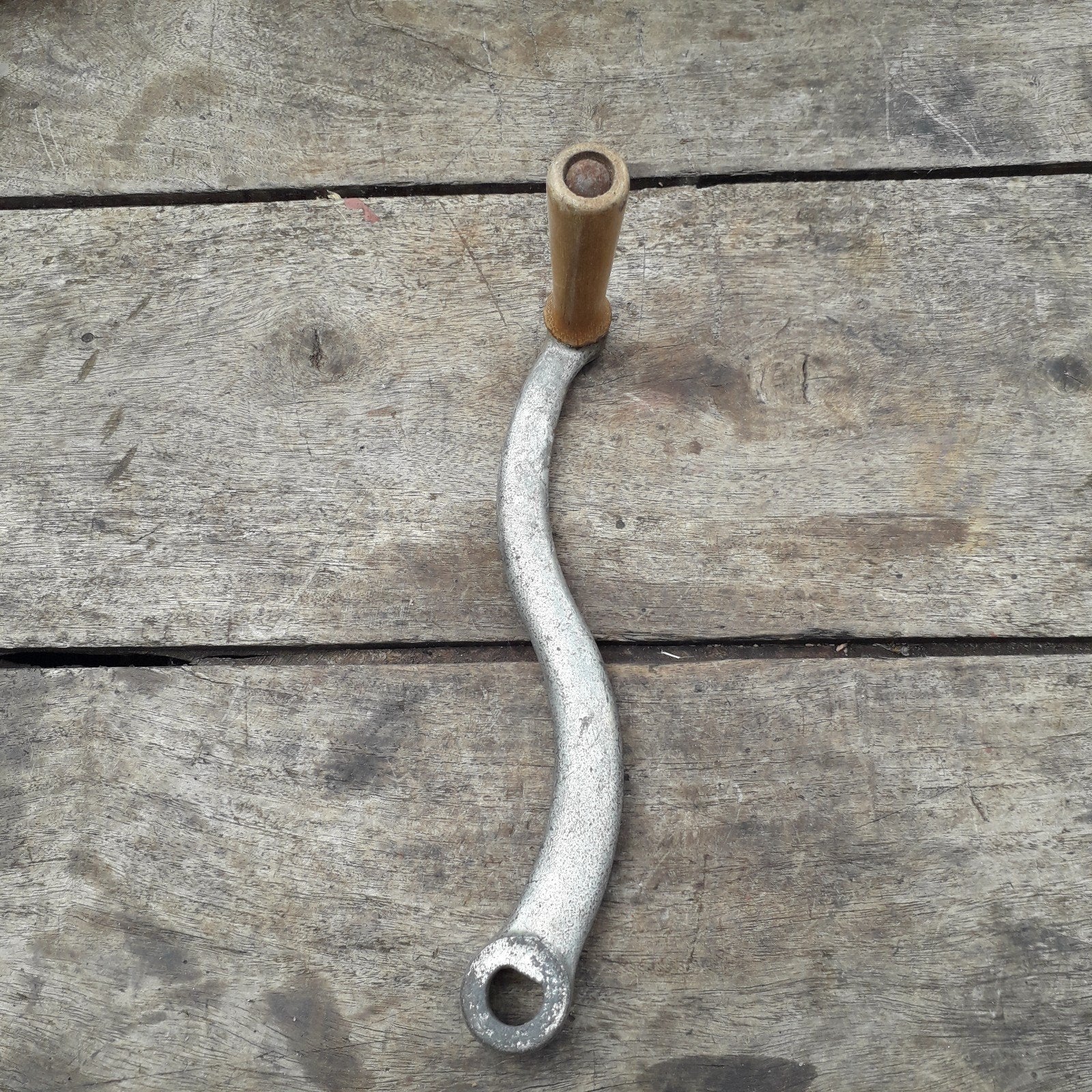 Handzwiep draaihendel, Ophalen