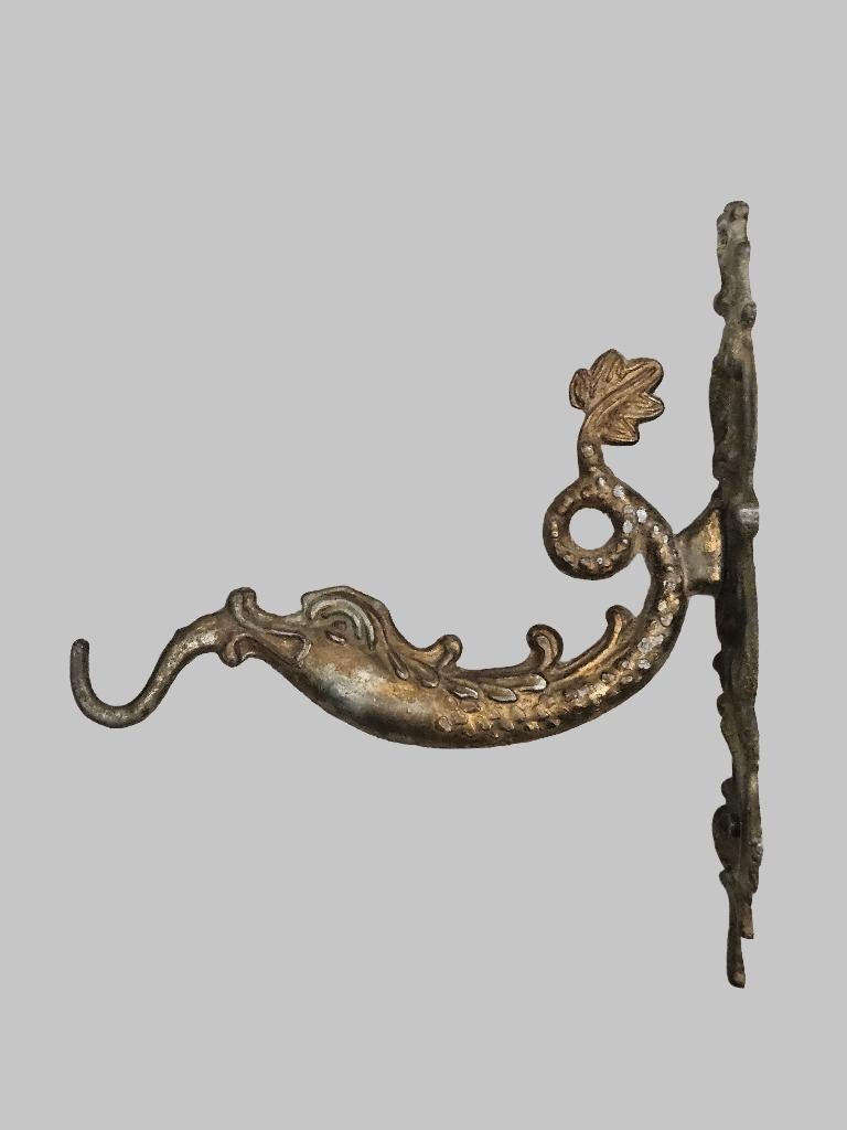 Kapstok / muurhaak met Aziatische draak of vis (Lot nr. 7), Wandkapstok, Gebruikt, Ophalen of Verzenden, Minder dan 100 cm