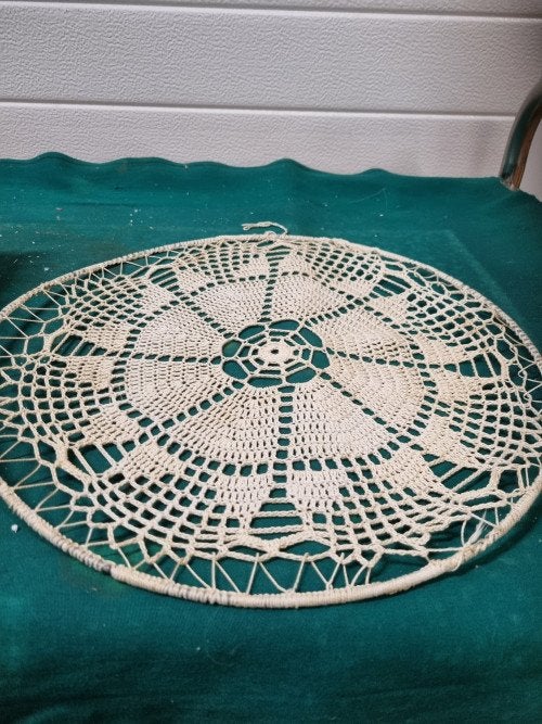 decoratie hanger rond gehaakt, Huis en Inrichting, Woonaccessoires | Overige, Ophalen of Verzenden, 'T Olde Gre-j, Info@toldegrej.nl