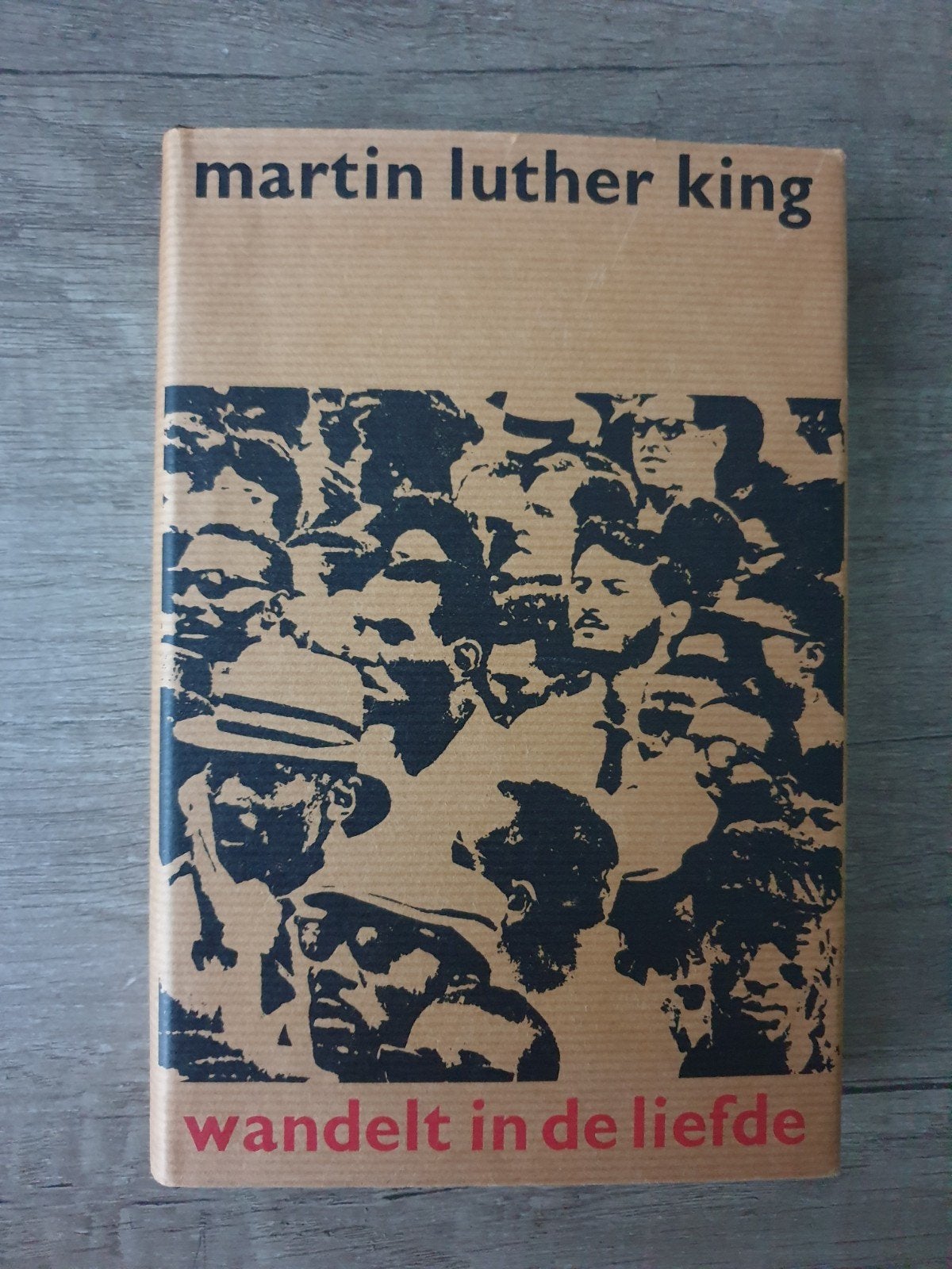 Martin Luther King - Wandelt in de liefde (Boek), Boeken, Ophalen of Verzenden, Gelezen, Martin Luther King