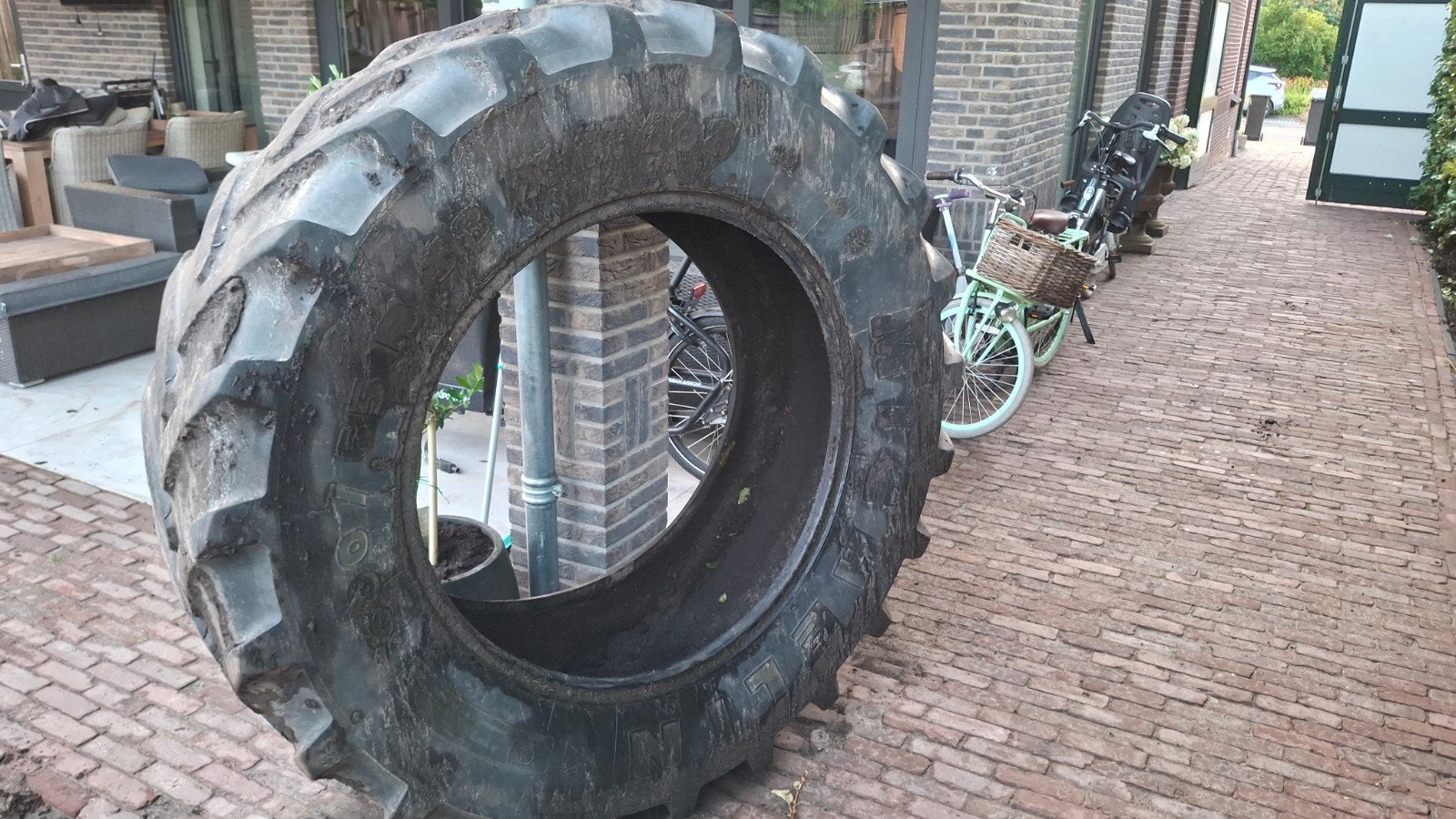 Grote gebruikte tractorband, Kinderen en Baby's, Speelgoed | Buiten | Zandbakken, Ophalen, Gebruikt