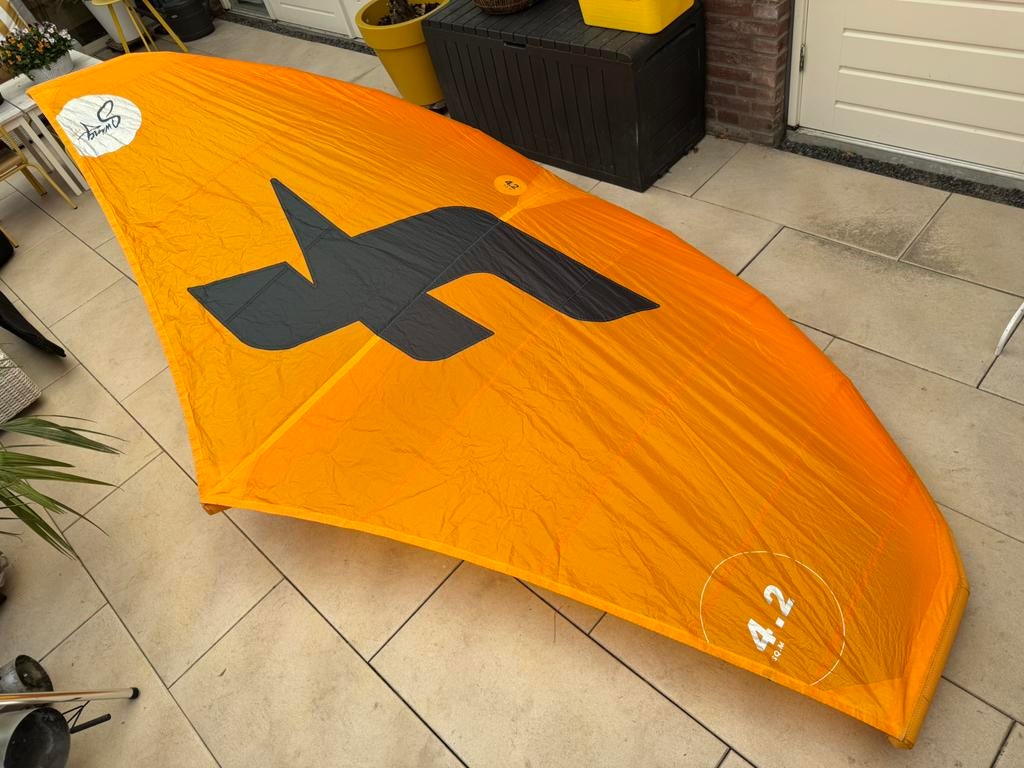 F-one Swing 4.2, Watersport en Boten, Wingsurfen, Ophalen, Zo goed als nieuw, Wingsurf-wing
