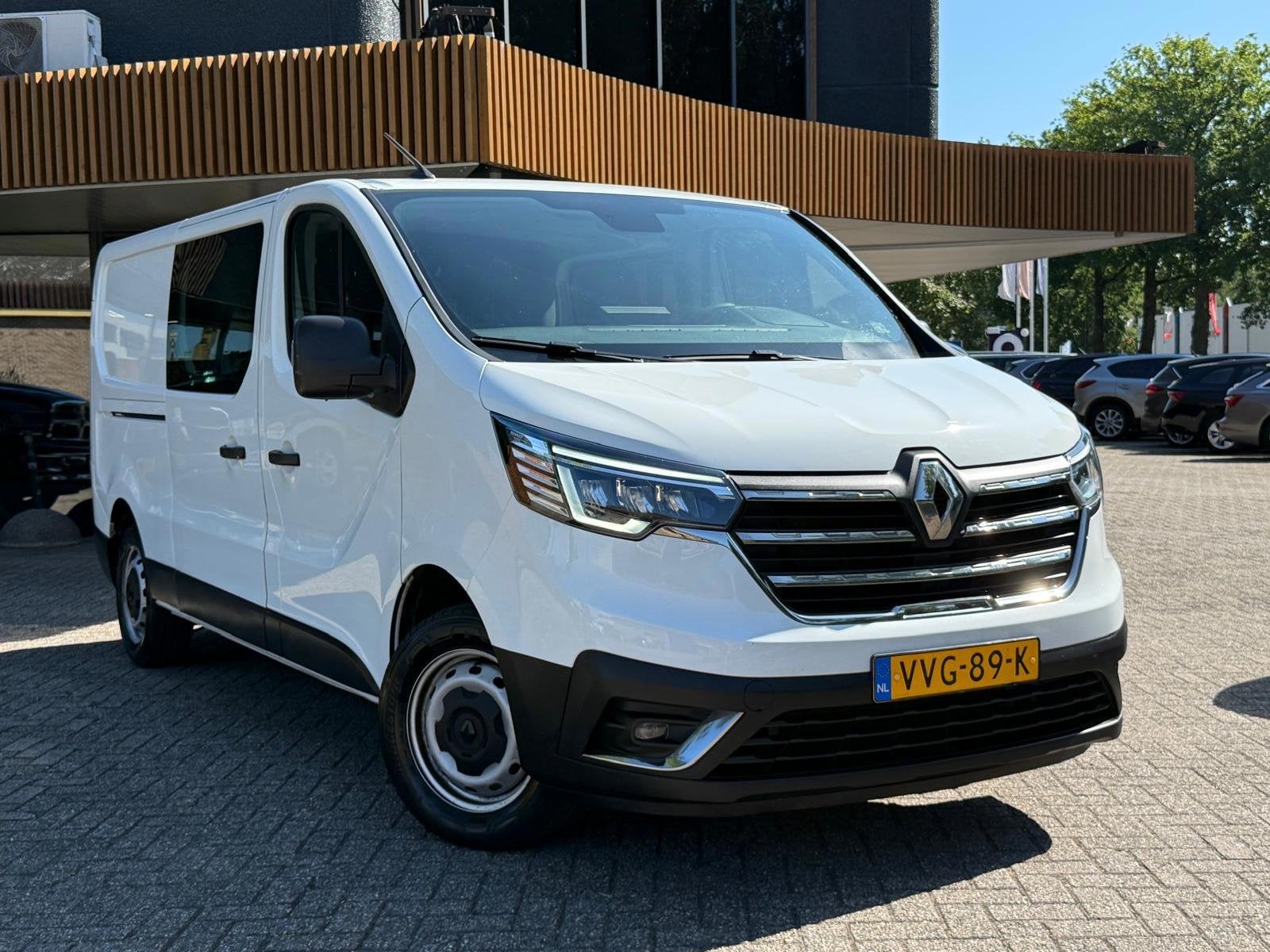 Renault Trafic 2.0 dCi 130 T29 L2H1 DC Comfort|EXCL.BTW|Rijk, Auto's, Bestelauto's, Voorwielaandrijving, Stof, Gebruikt, 4 cilinders