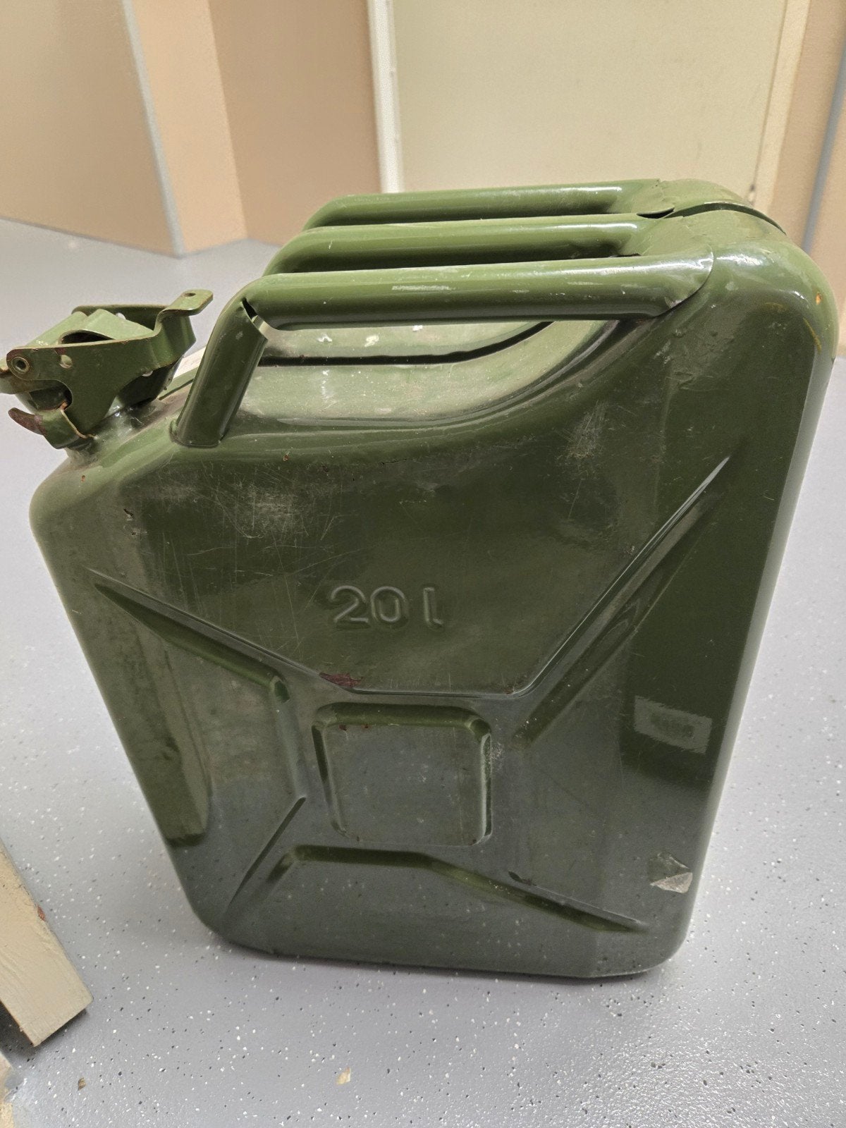 Stalen leger jerry can 20 L, Verzamelen, Ophalen, Nederland, Overige typen