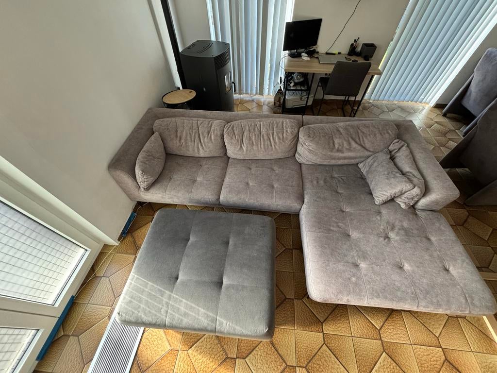 Grote hoekbank met chaise longue en poef, Ophalen, 250 tot 300 cm, Gebruikt, Vierpersoons of meer