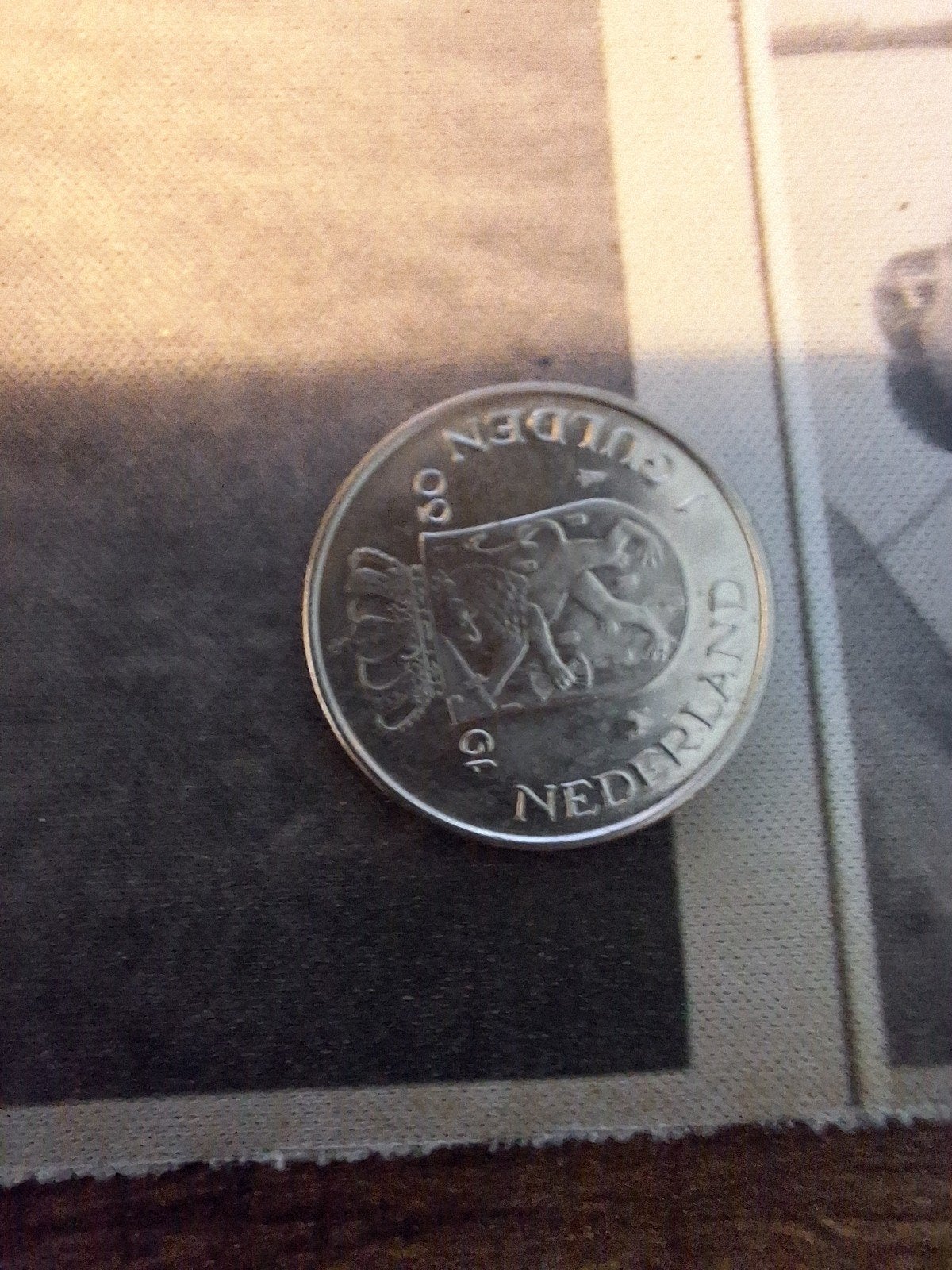 5 guldens herdenkingsmunt troonwissel., Ophalen, Overige materialen, Nederland