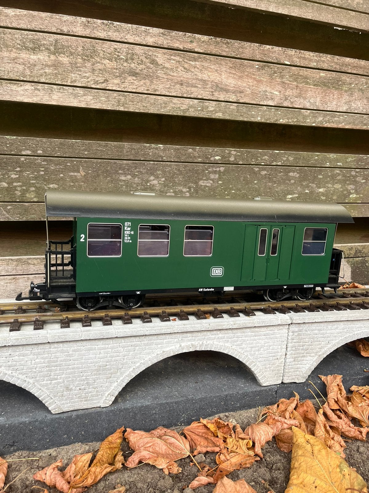 LGB 30710 personen/bagage rijtuig, Hobby en Vrije tijd, Gelijkstroom, Wagon, Ophalen of Verzenden, Zo goed als nieuw