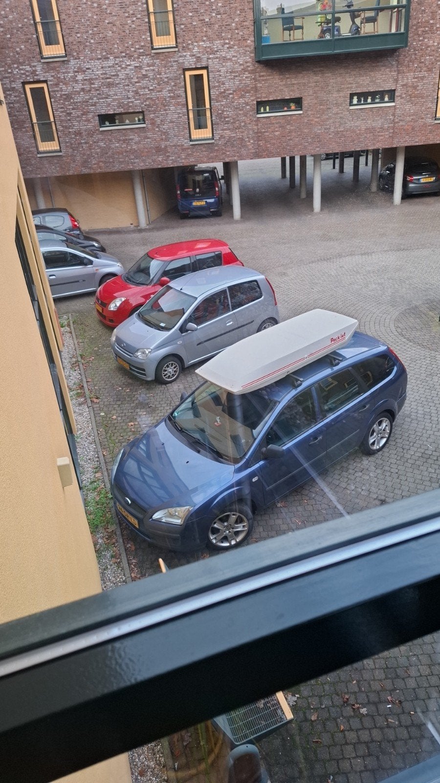 Pack-Line dakkoffer, opent naar boven, nieuwe gasveren, Ophalen