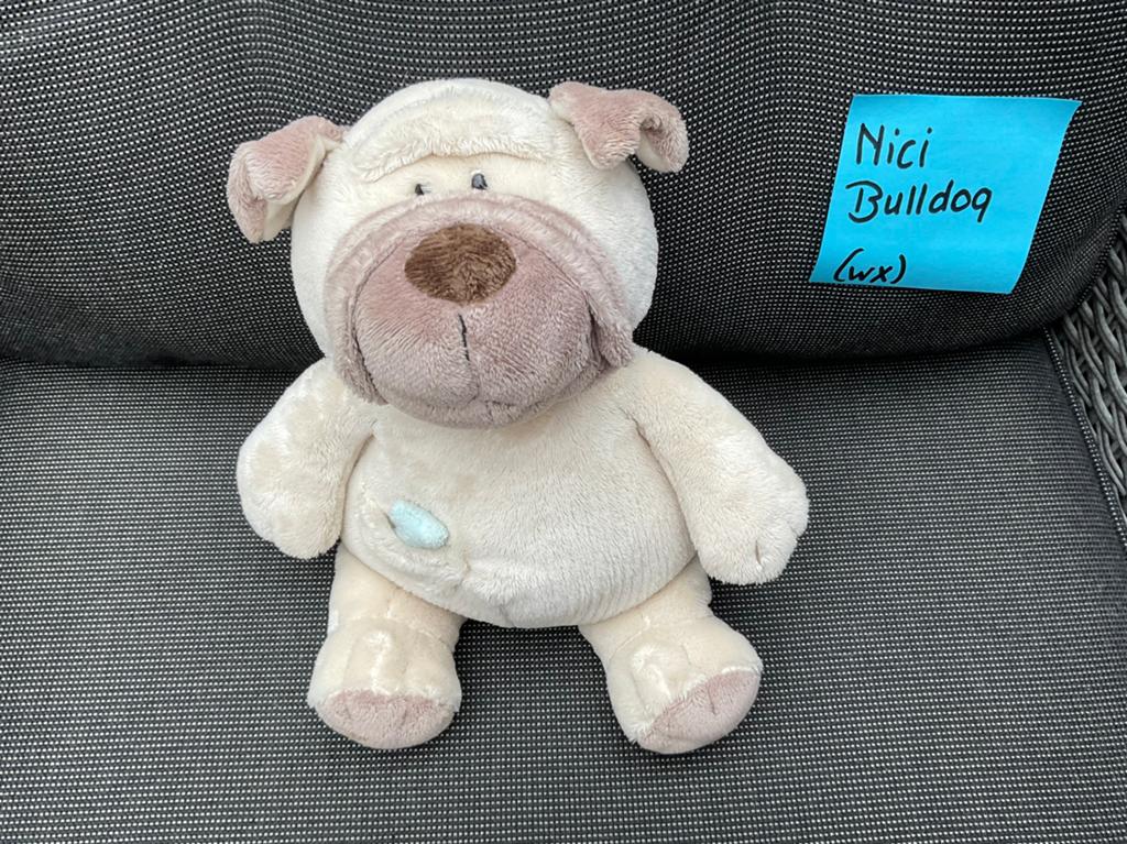 Nieuwe zgan NICI Bulldog hondje knuffel 25cm, Ophalen, NICI, Overige karakters, Nieuw