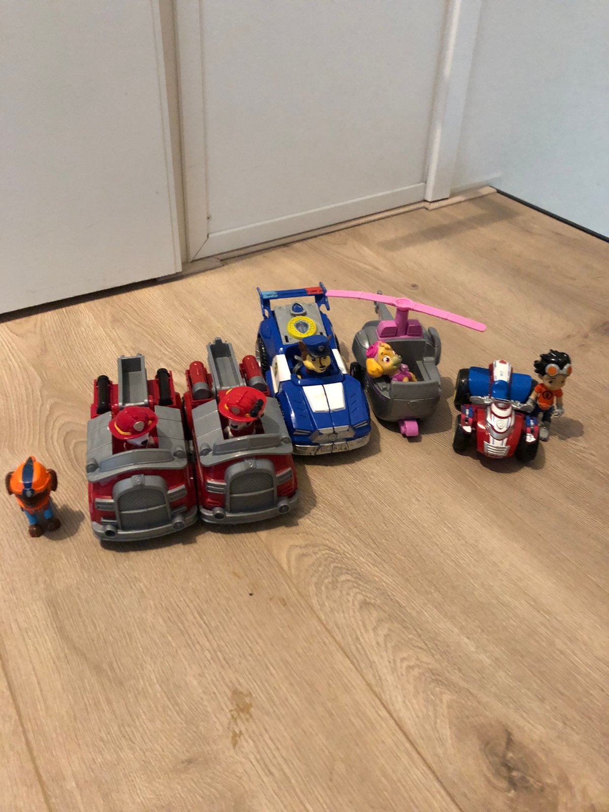 Paw patrol marshal chase sky ryder, Ophalen of Verzenden, Zo goed als nieuw