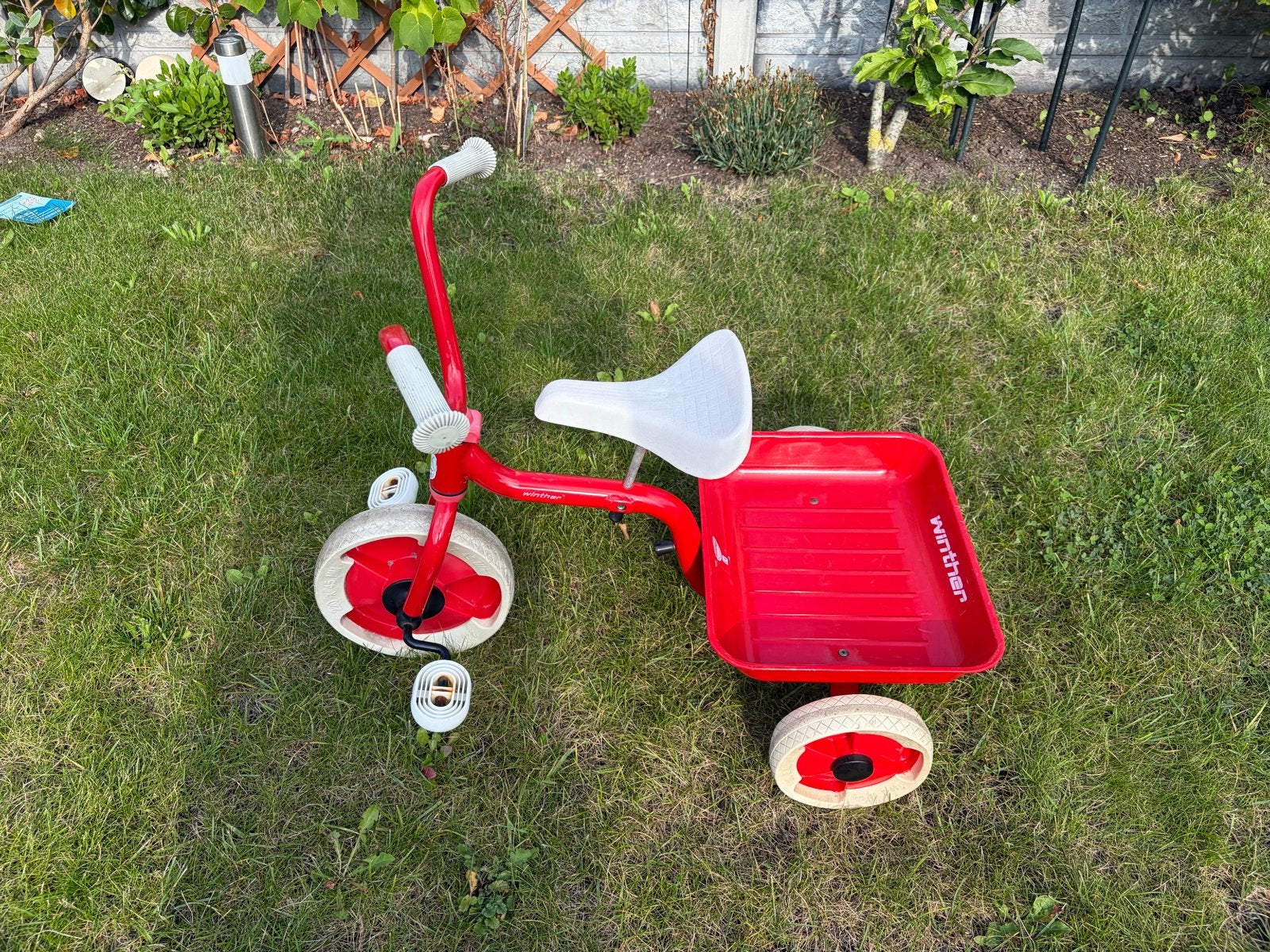 Winther Kiddie Driewieler - Rood met bakje, Fietsen en Brommers, Fietsen | Driewielers, Ophalen, Gebruikt