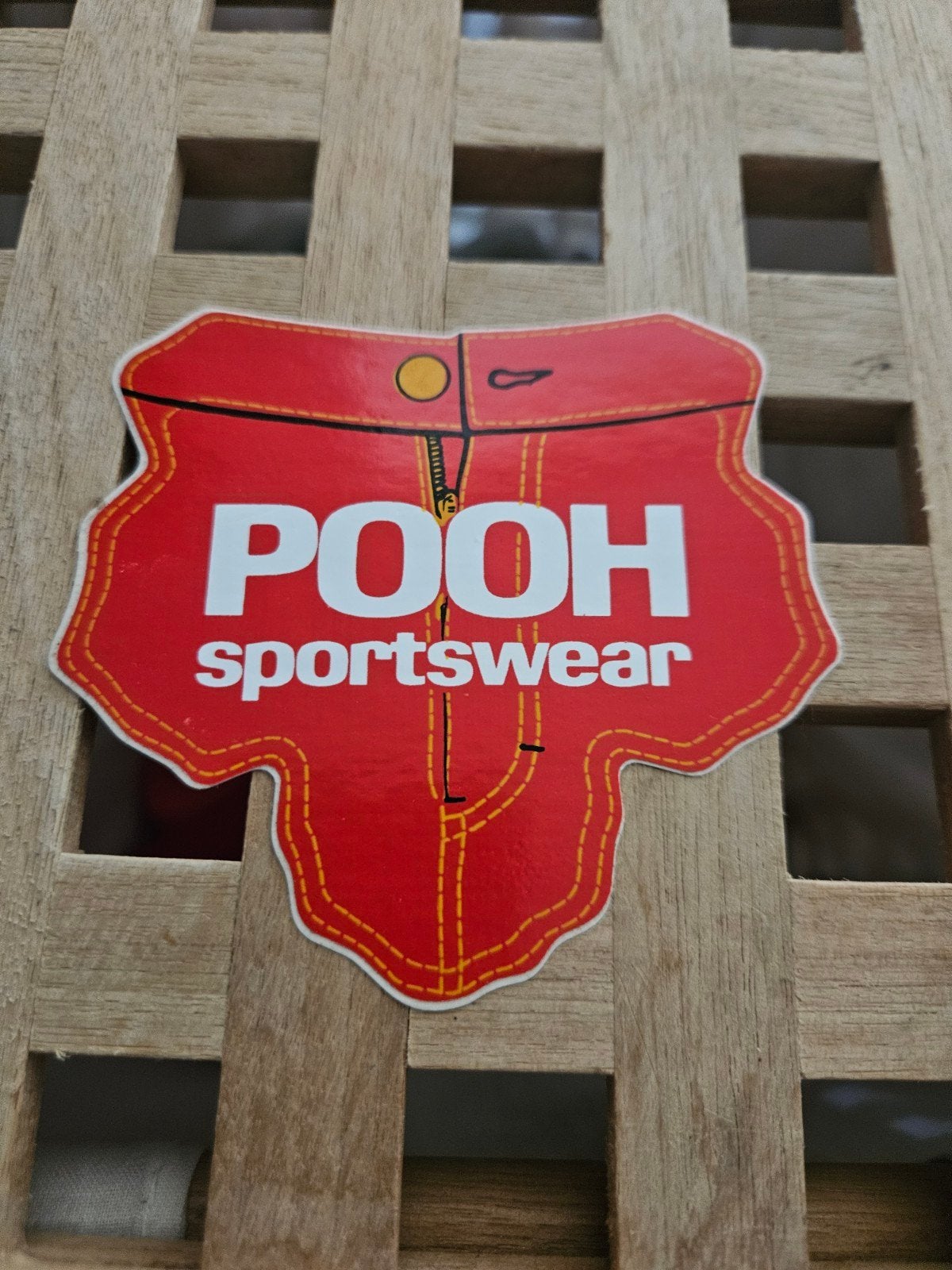 Pooh Sportswear sticker, Ophalen of Verzenden, Zo goed als nieuw