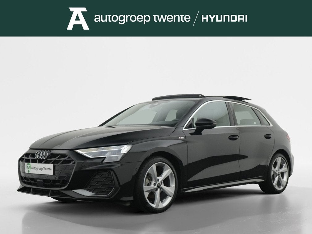 Audi A3 Sportback 35 TFSI S-line Edition | Panoramadak | Mat, Auto's, Audi, Zwart, 4 cilinders, Leder en Stof, Zwart