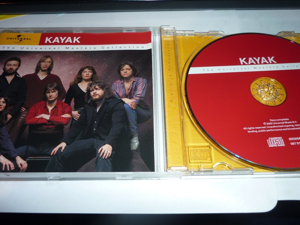 Kayak - The Universal Masters Collection CD, Progressive Rock, Ophalen of Verzenden, Zo goed als nieuw, Inclusief boekje