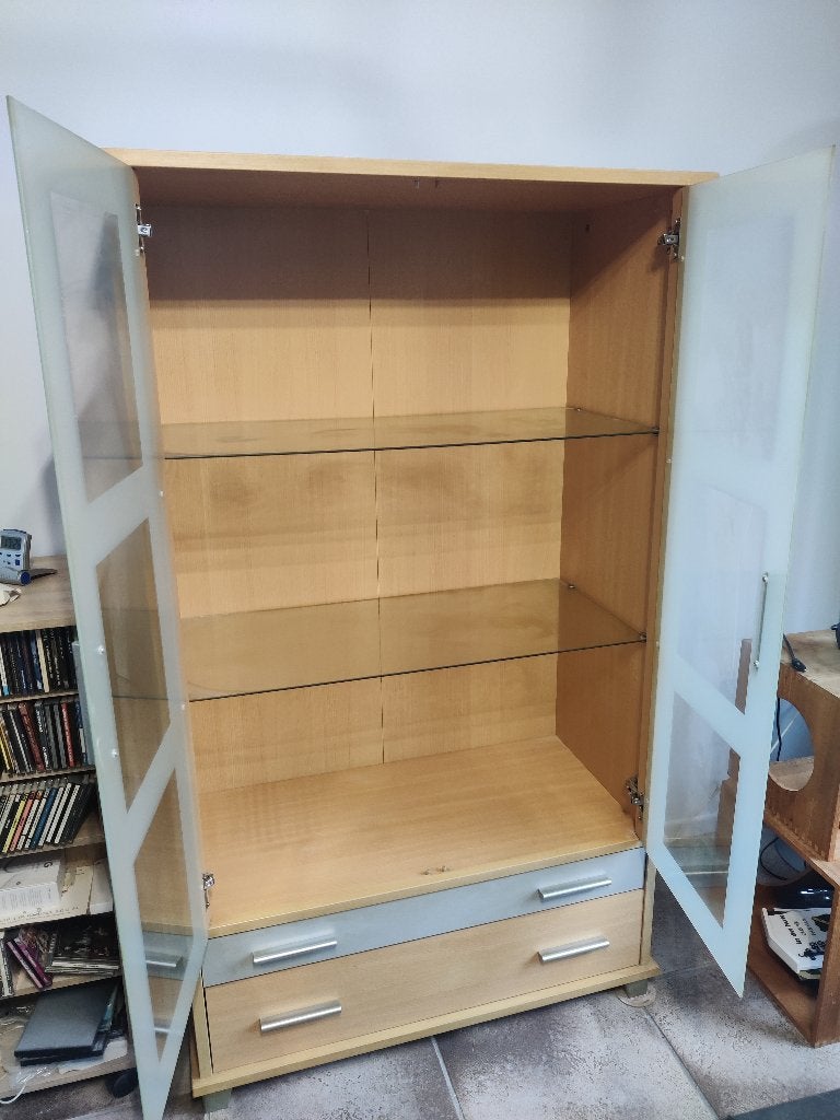 Vitrinekast (gratis), Ophalen, Gebruikt, Met lade(s), Overige houtsoorten
