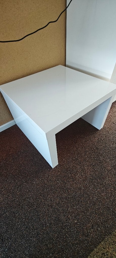 Wit hoogglans bijzettafel vierkant, Minder dan 55 cm, Gebruikt, Vierkant, Ophalen